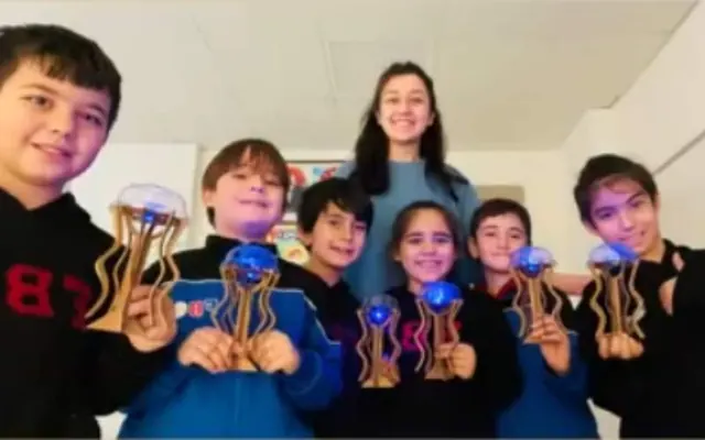 Yaşam Yaratıcıları Bilimin Işığında Büyüyor: Denizanası Modeli ile Işık Keşfi