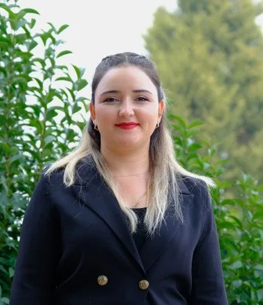 Tuğçe Usta Sarı, Fen Bilgisi Öğretmeni